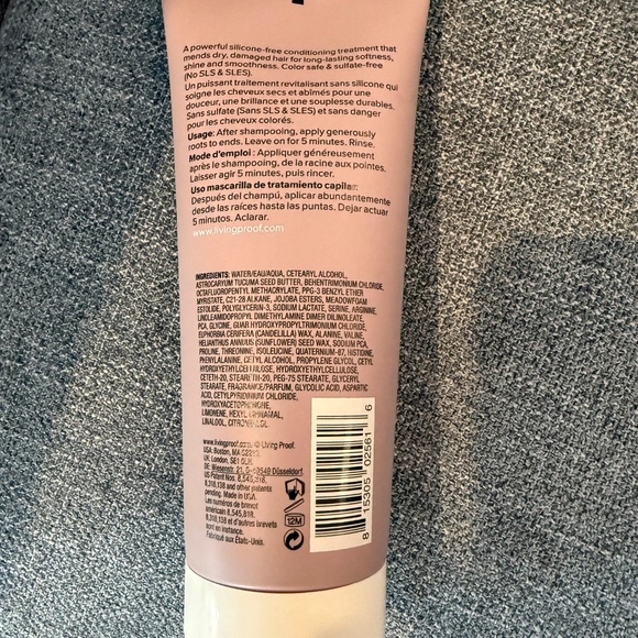 NEW - Living Proof Restore Mask - Picture 2 of 2